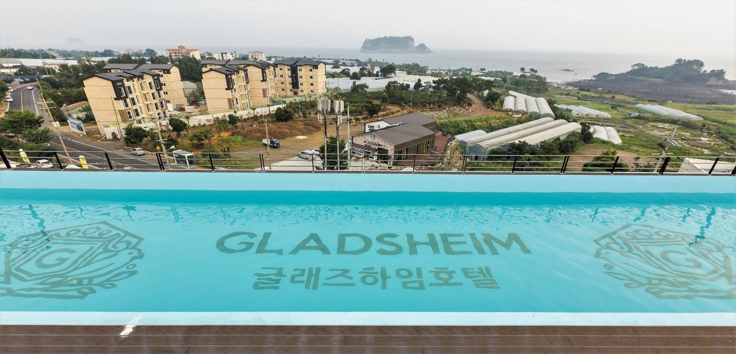 Gladsheim Hotel 25/99