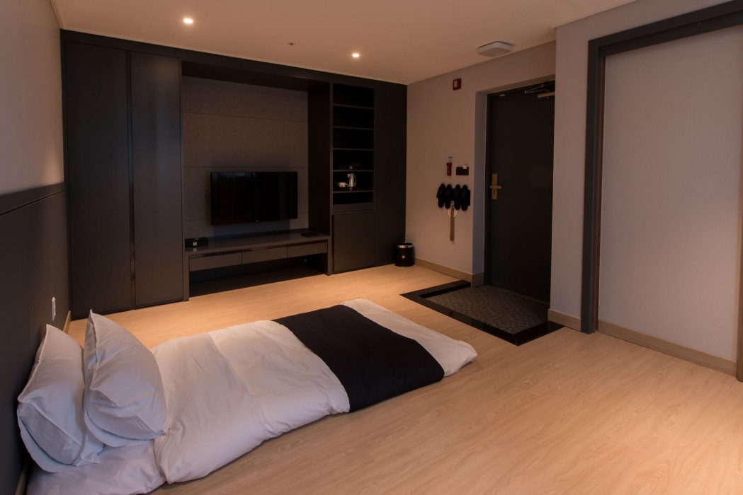 R&B Business Hotel photo5