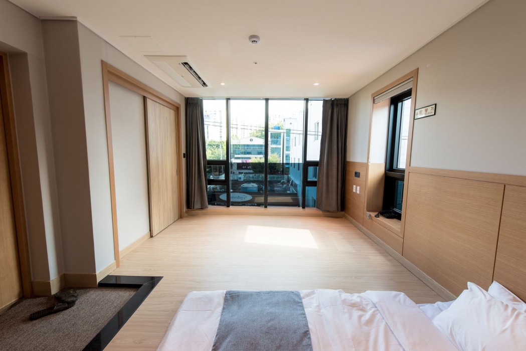 R&B Business Hotel 25/42