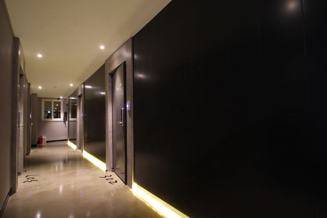 Play Hotel 32/76