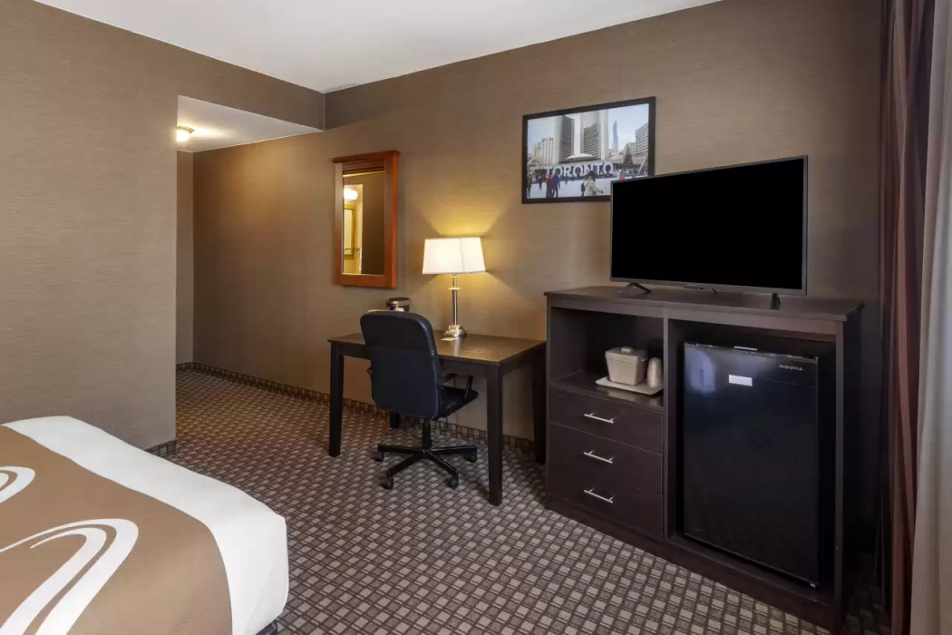 Quality Inn Toronto Airport 12/29