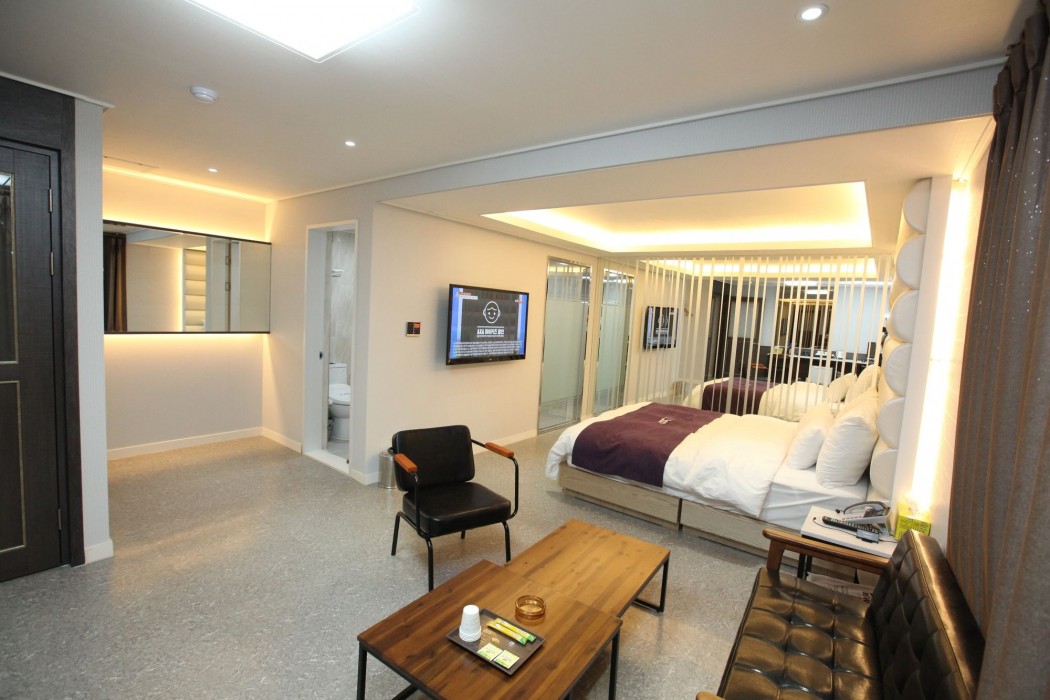 500Th Hotel 40/43