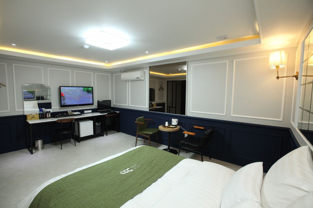 500Th Hotel 27/43