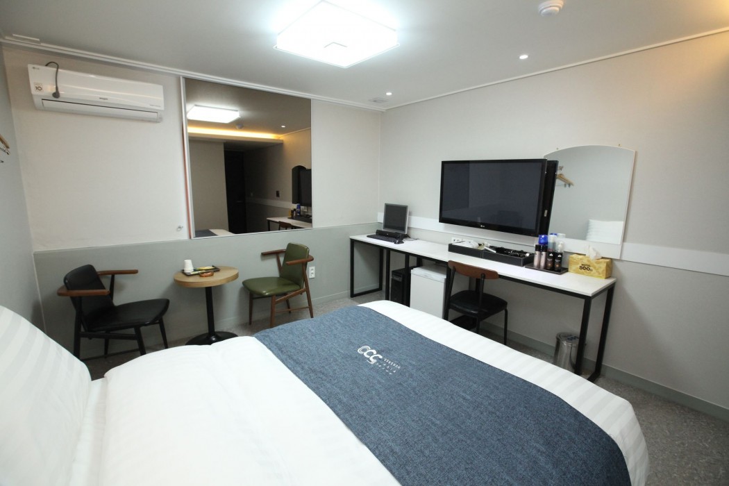 500Th Hotel 37/43