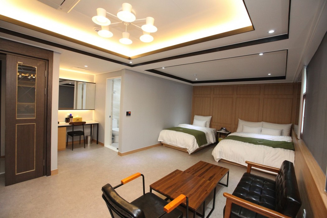 500Th Hotel 35/43