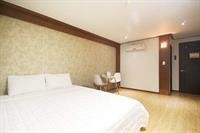 Hotel Orange 49/75