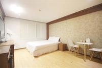 Hotel Orange 33/75