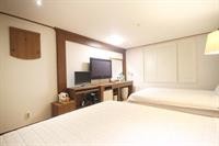 Hotel Orange 37/75
