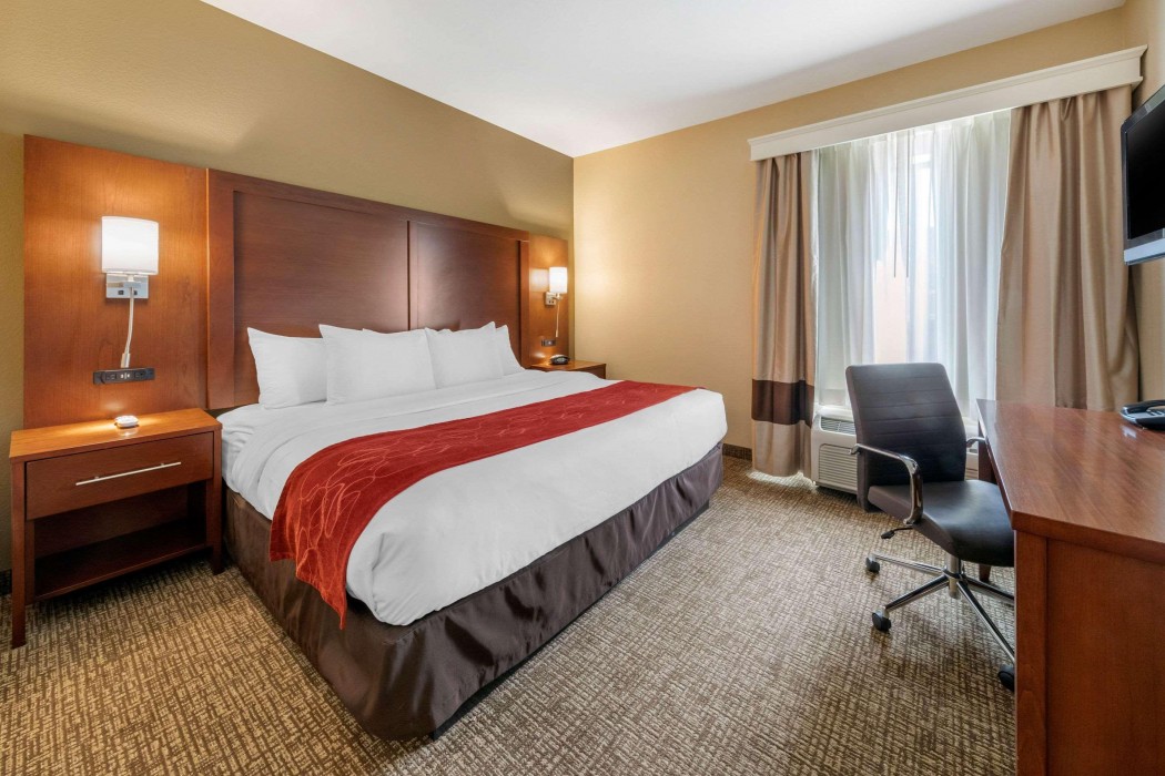 Comfort Suites Barstow Near I-15 18/51