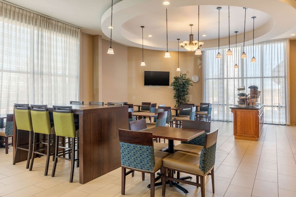 Comfort Suites Barstow Near I-15 29/51