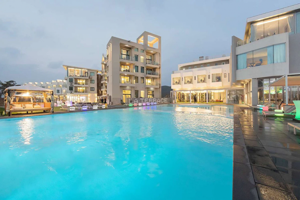 La Terrace Resort 10/10