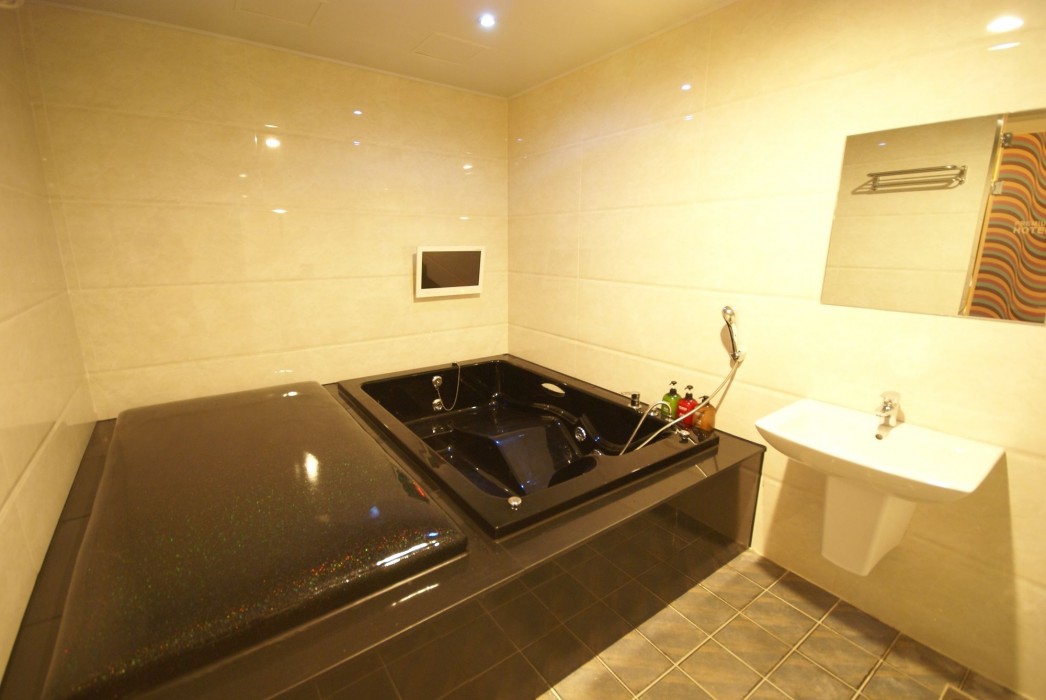Ava Hotel Changwon 53/99