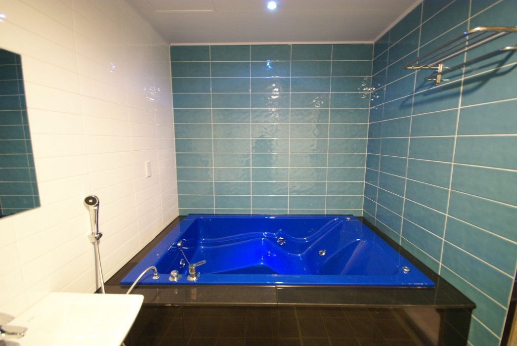 Ava Hotel Changwon 66/99