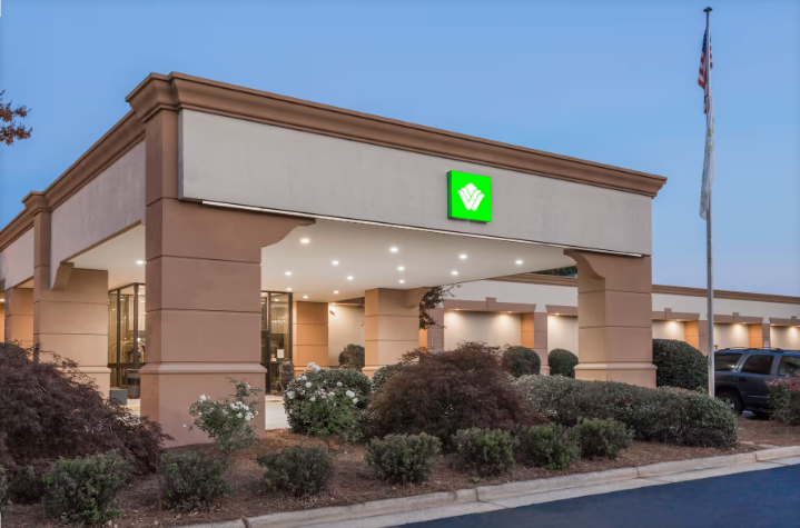 Wyndham Garden Greensboro 1/28