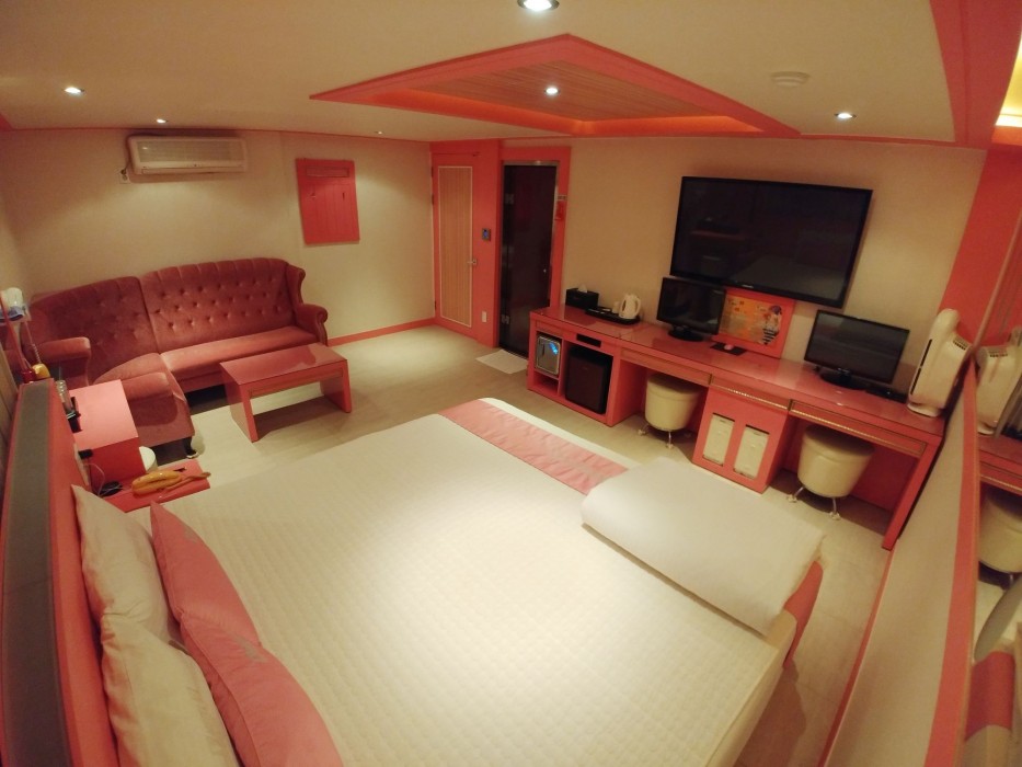 V1 Motel 36/79