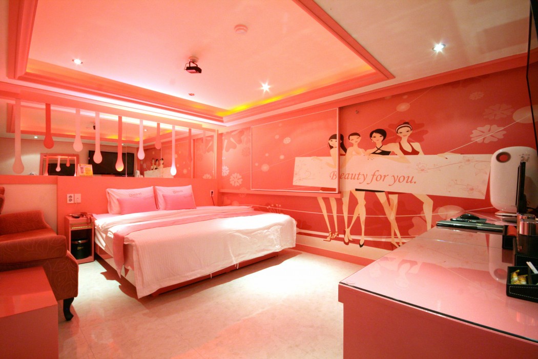 V1 Motel 27/79