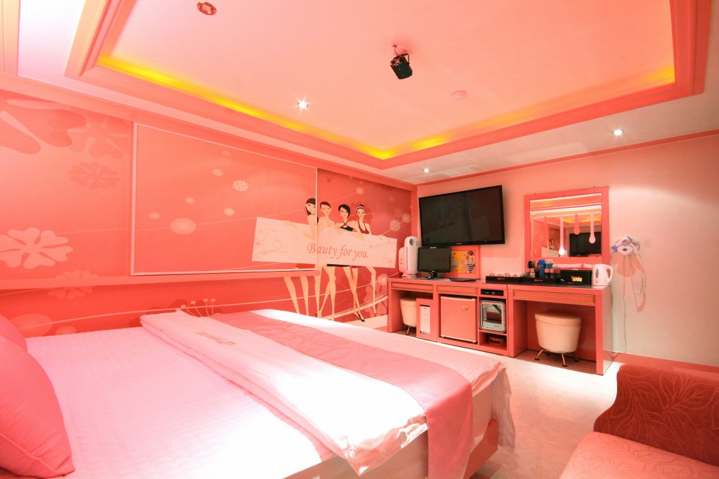 V1 Motel 26/79