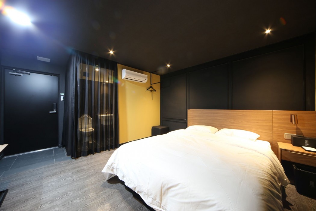 Soho Hotel 49/68