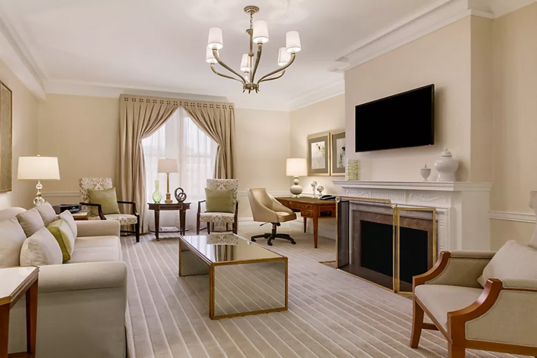Fairmont Copley Plaza 27/105