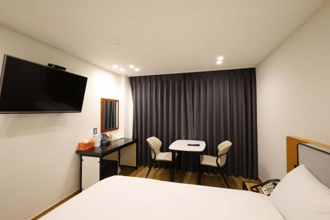 JB Plus Hotel 14/65