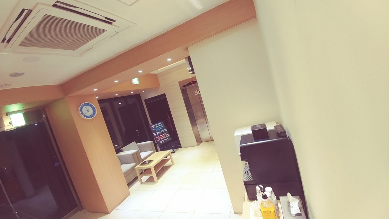 White Hotel 10/15