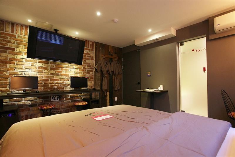 Yaja Hotel Chunho 36/77