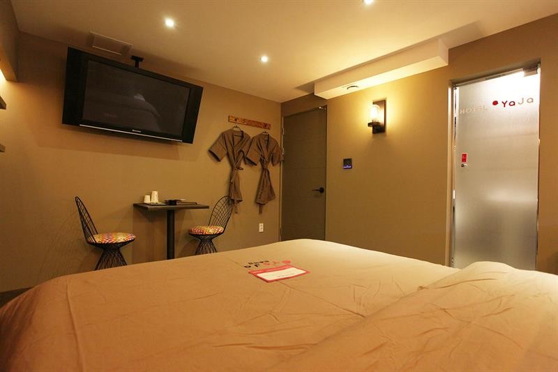 Yaja Hotel Chunho 55/77