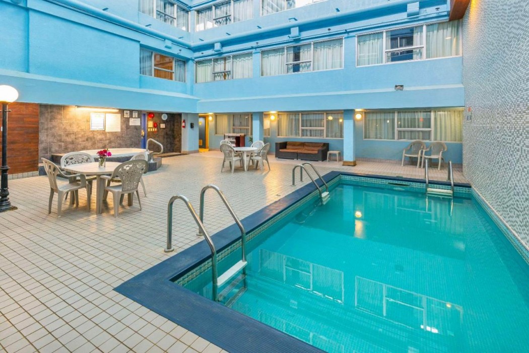 Comfort Inn & Suites Edmonton Downtown 23/34