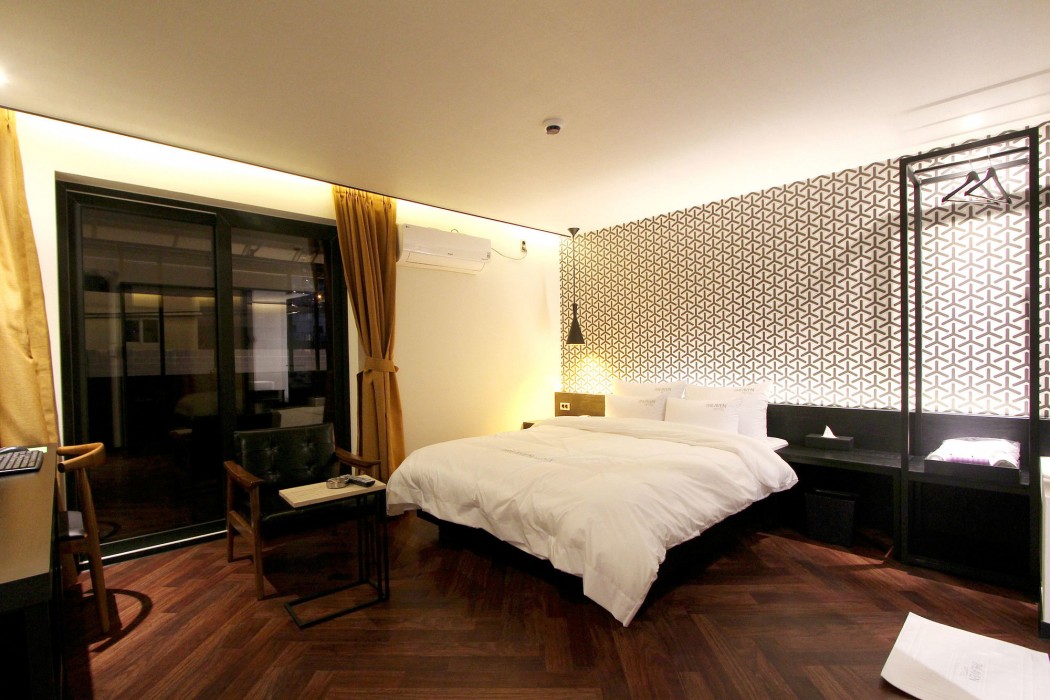 To Heaven Hotel Nampo 47/78