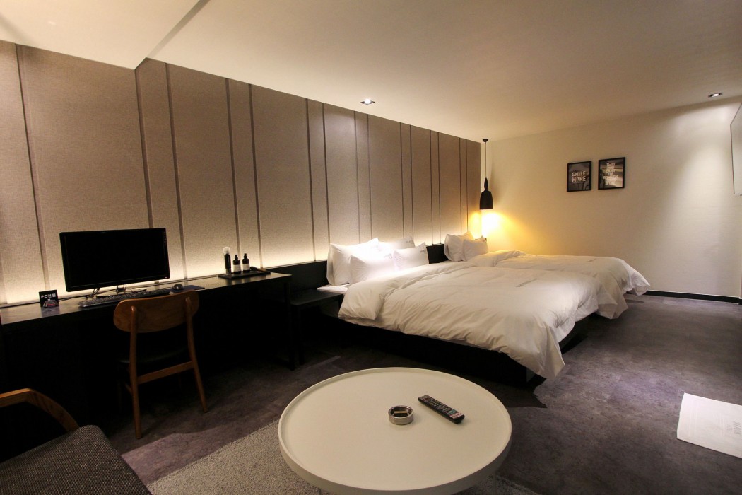 To Heaven Hotel Nampo 50/78