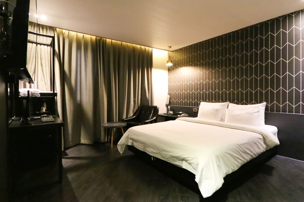 To Heaven Hotel Nampo 34/78