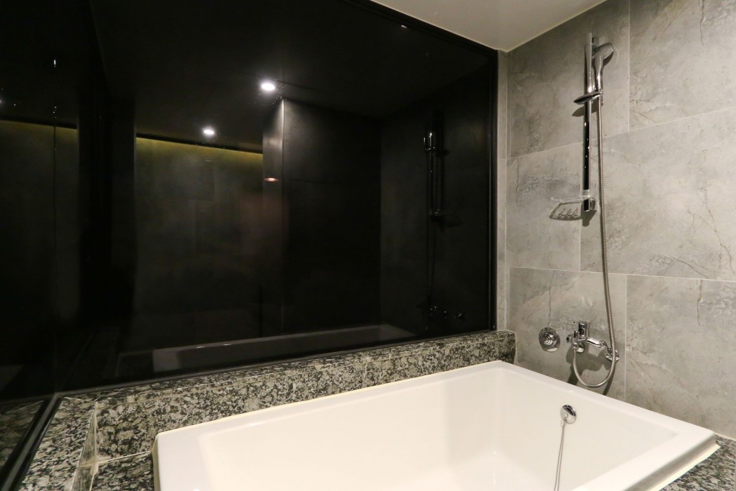 To Heaven Hotel Nampo 54/78