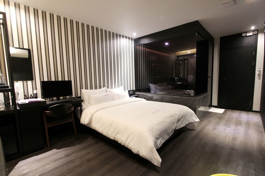 To Heaven Hotel Nampo 49/78