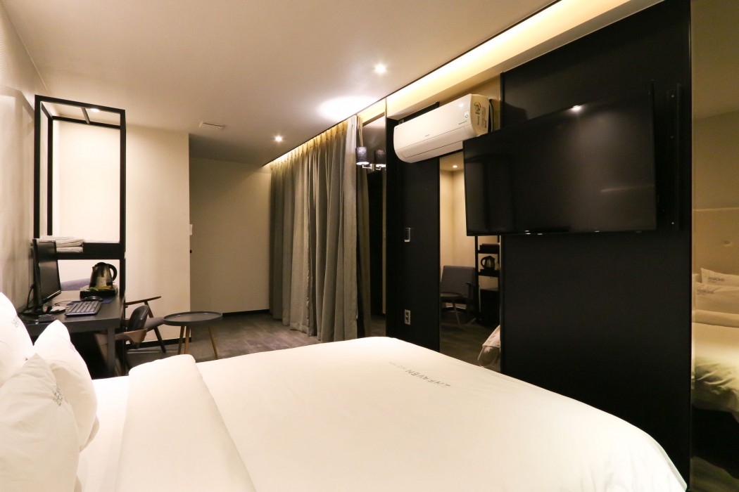 To Heaven Hotel Nampo 63/78