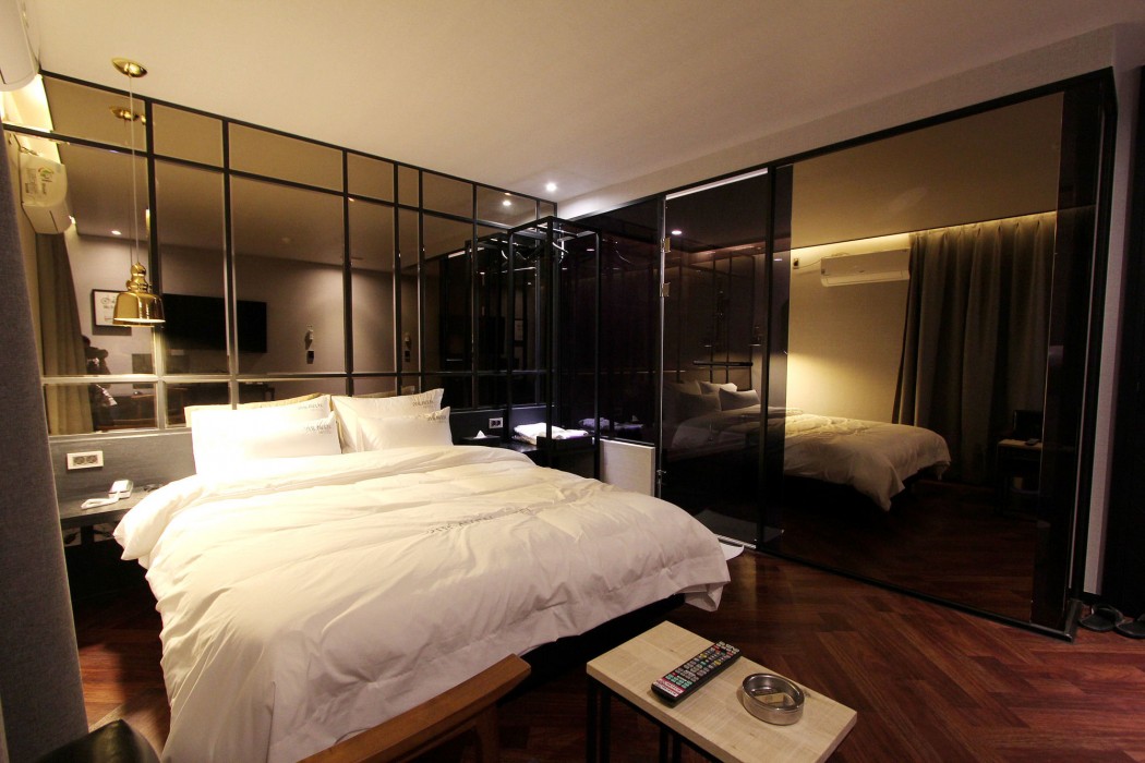 To Heaven Hotel Nampo 37/78