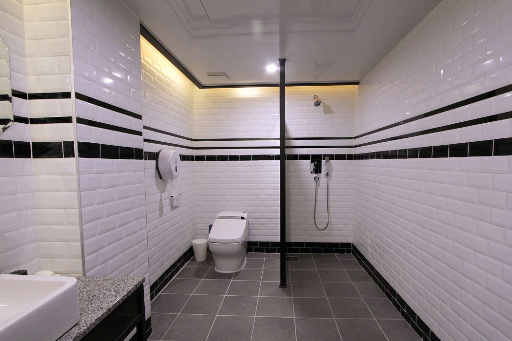 To Heaven Hotel Nampo 40/78