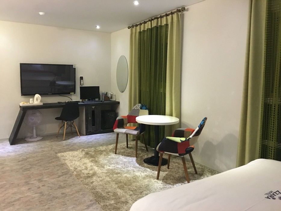 Zzara Hotel 10/35