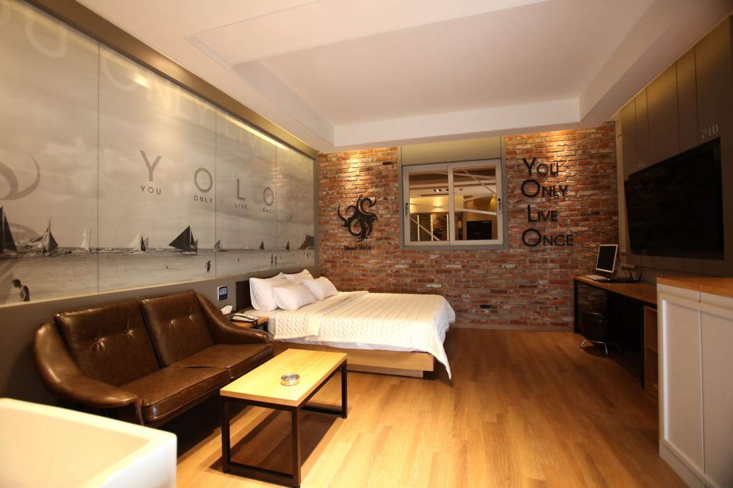 Hotel Yolo 36/53