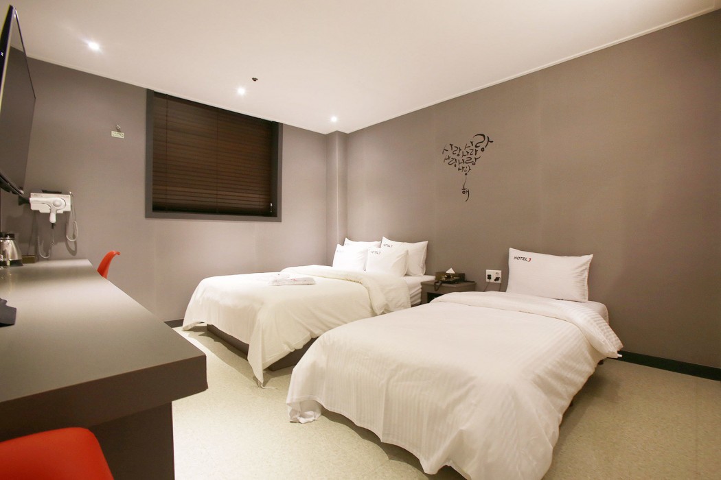 Hotel J Ansan 48/93