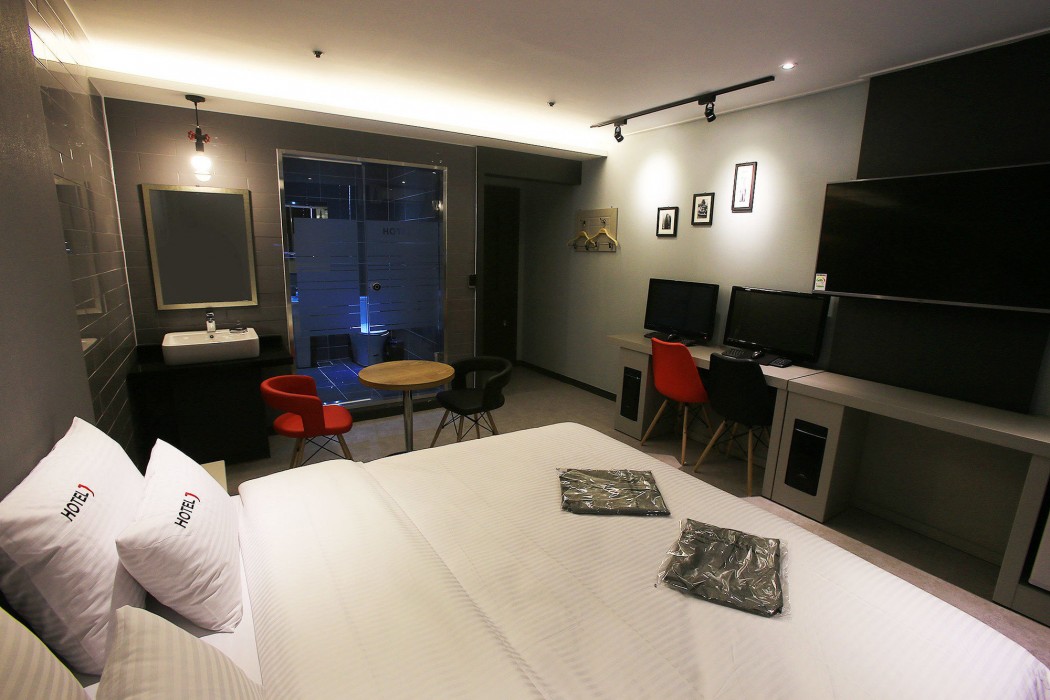 Hotel J Ansan 64/93