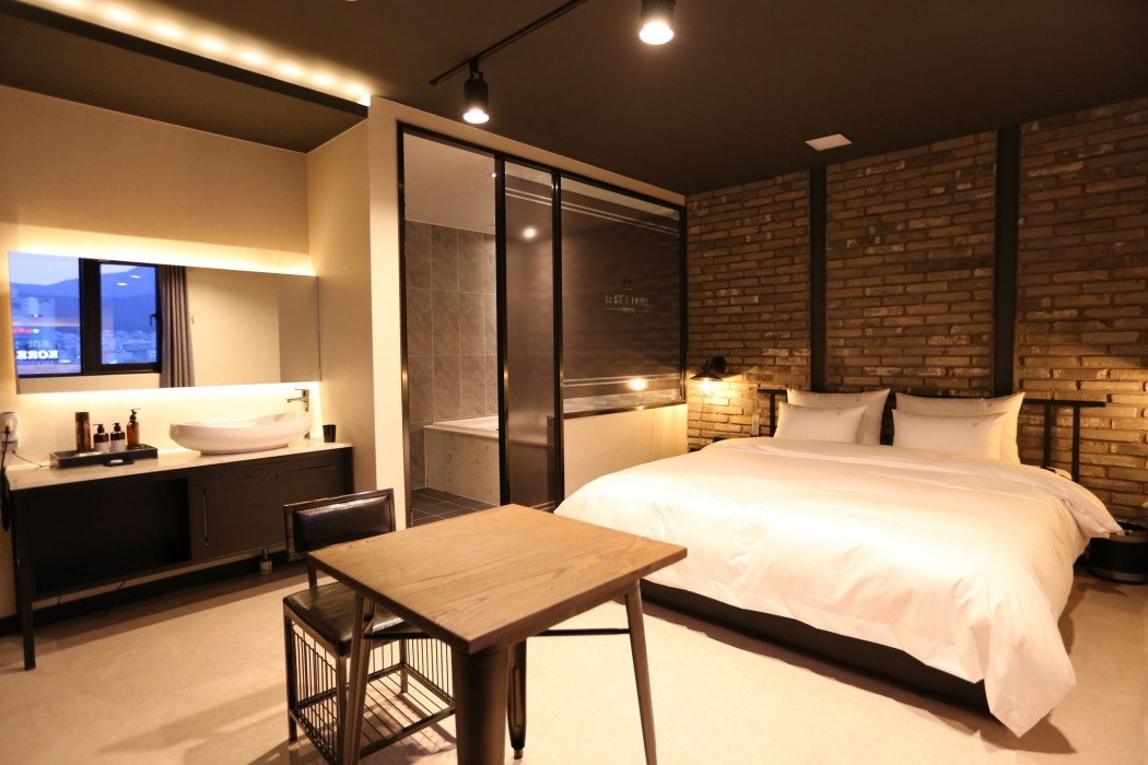 Idea Hotel 46/80