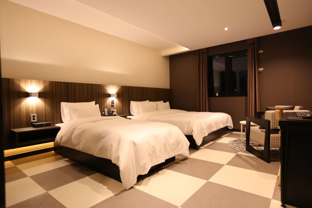 Idea Hotel 31/80