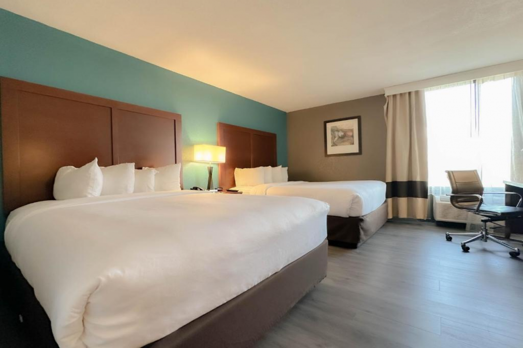 Adventure Hotel by the Parks 9/19