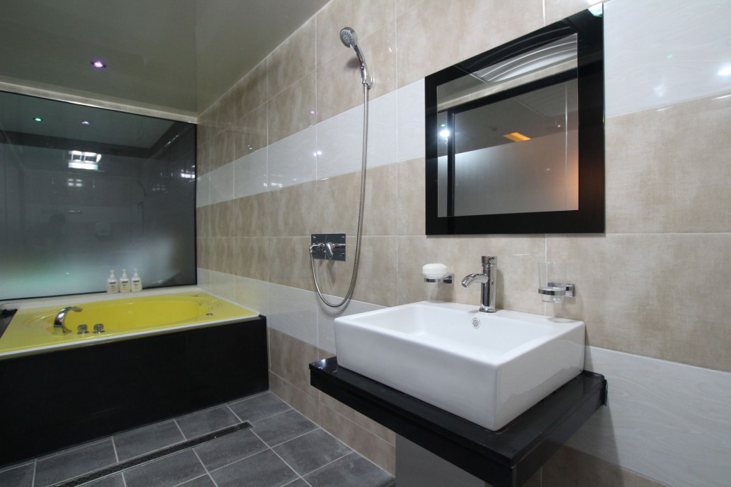 Hotel Quatz 37/80