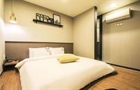 No.25 Hotel 48/75