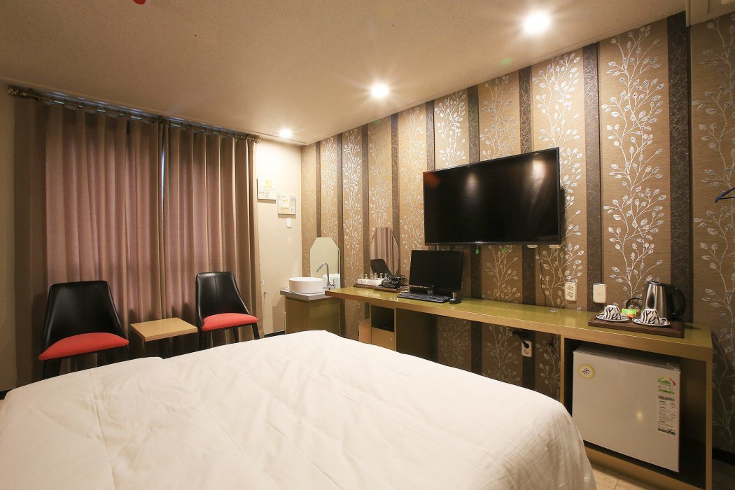 Urban Hotel Golf Shillim 36/68