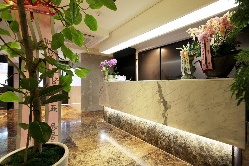 Wol Hotel 28/76