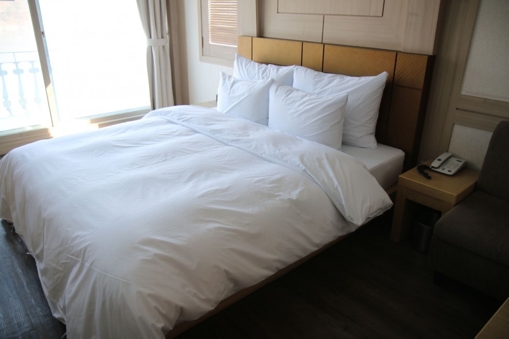 Riverland Hotel 10/30