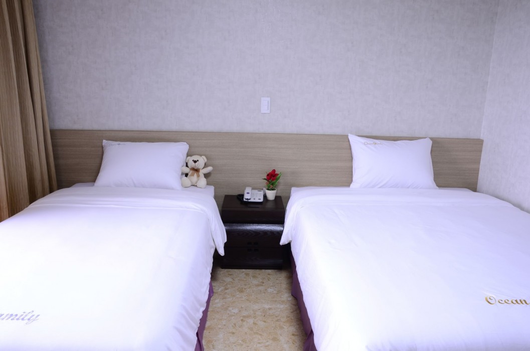 Jeju Ocean Family Hotel 25/75