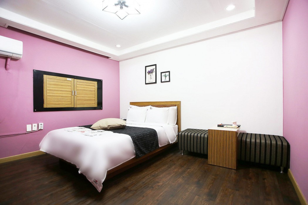 Hotel Mong Chuncheon 24/89